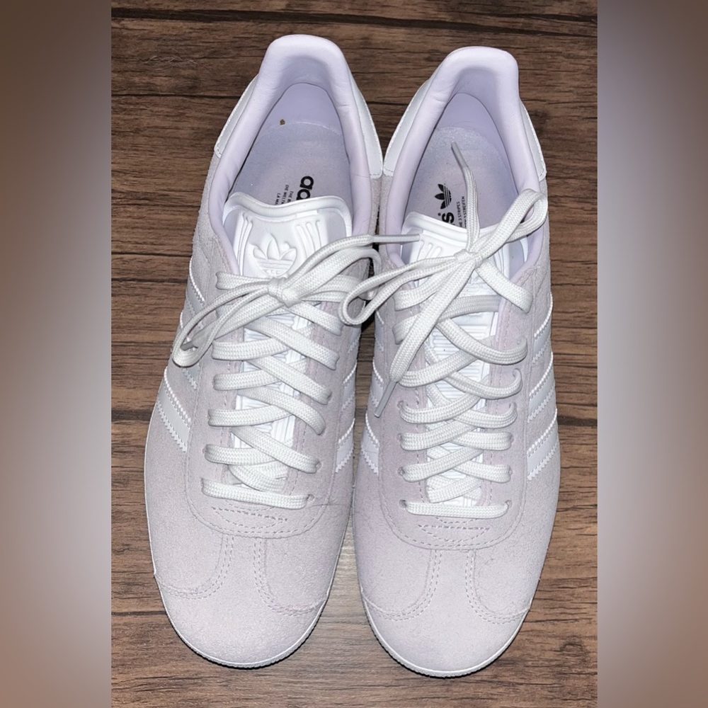 adidas Originals Women's Gazelle Shoes (lavender)